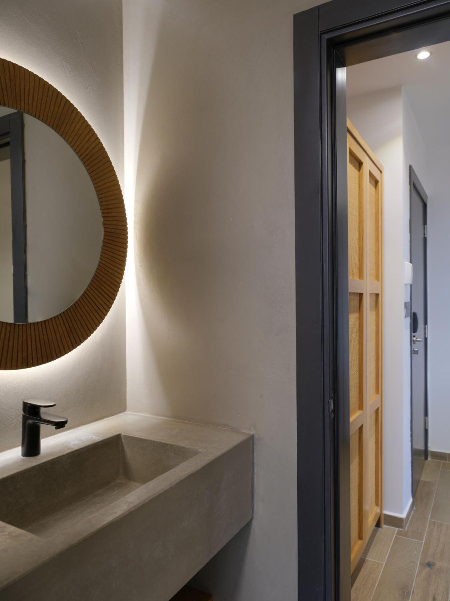 Be Batroun Hotell Exteriör bild